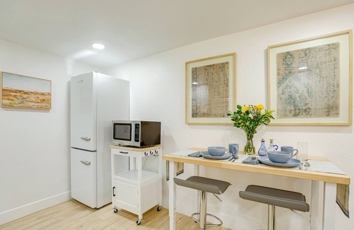 Washington Park West Apartment | Wash Park Access: Denver Apt w/Outdoor Dining!