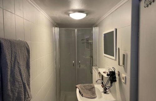 Stall Apartment | Wasserfall