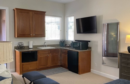 North Scottsdale Apartment | Waste Management Open Golf - Perfect Location. Sleeps two.