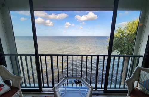 Titusville Condo | Watch SpaceX Launch from your Waterfront Balcony