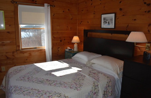 Spruce Head Cottage | Watch the sun rise without getting out of bed!