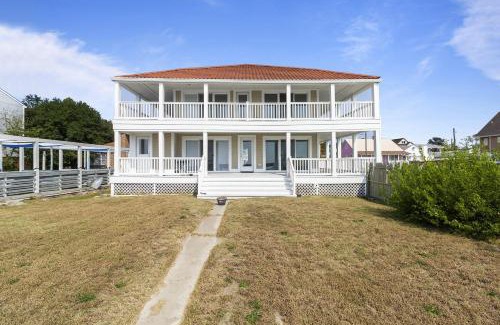 Willoughby Spit House | Water Front Delight On The Bay Home