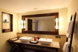 Sigiriya Resort | Water Garden Sigiriya - 30 Chic Designed Private Villas Overlooking Sigiriya