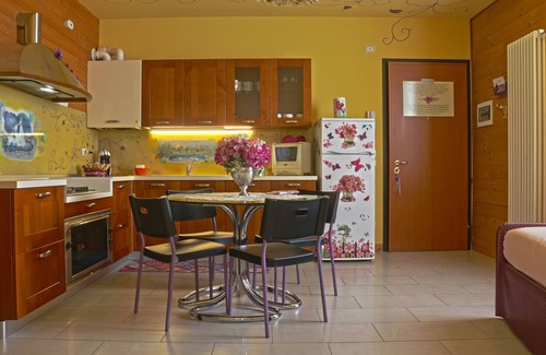 Negrar Apartment | Water Lily ~ Residenza La Palma Negrar di Valpolicella