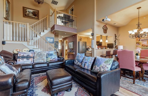 Vernon Condo | Water Park (Next Door) Pool Hot Tubs Mtn Creek Wineries #09-23M