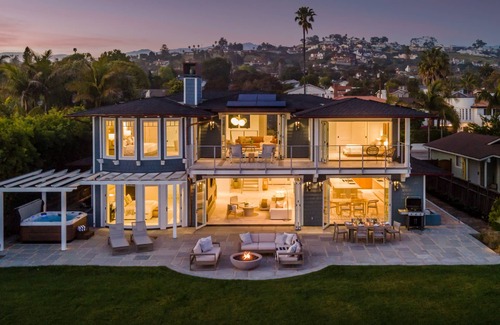 The Mesa House | Water's Edge - Modern Cliffside Luxury in Santa Barbara