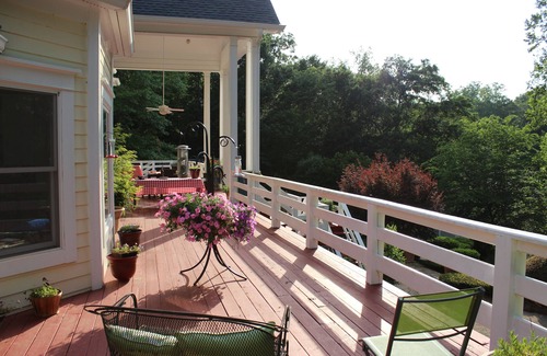 Athens House | Water's Edge Oconee - Rest & Play by River, Lake, and Pool close to Athens, GA