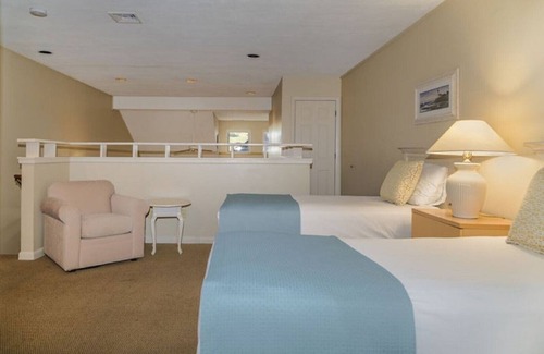 Westbrook Center Resort | Water's Edge Resort and spa w indoor and outdoor pool and beach. Condo Sleeps 6