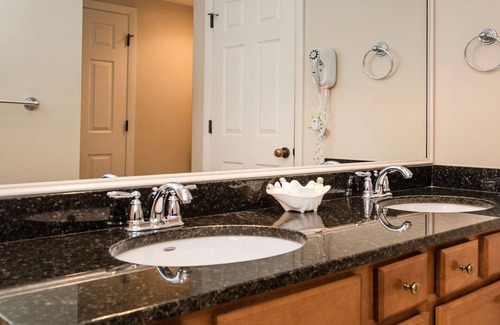 Westbrook Center Resort | Water's Edge Resort and spa w indoor and outdoor pool and beach. Condo Sleeps 4