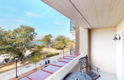 Wilmington Historic District Apartment | Water Street Condos Unit 310