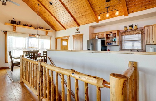 Carroll County House | Water-View Home Half Mile to Table Rock Lake