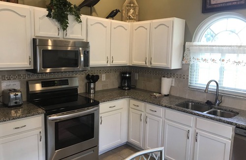 Windsor Palms House | Water View - Pool & Spa - 3.5 miles to Disney - BBQ