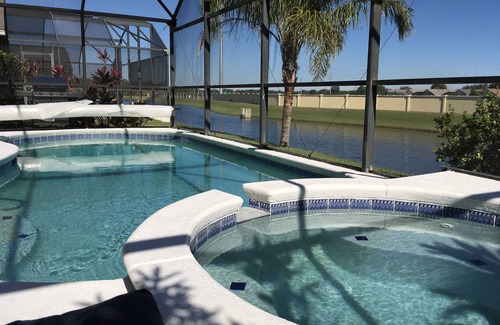 Windsor Palms House | Water View - Pool & Spa - 3.5 miles to Disney - BBQ