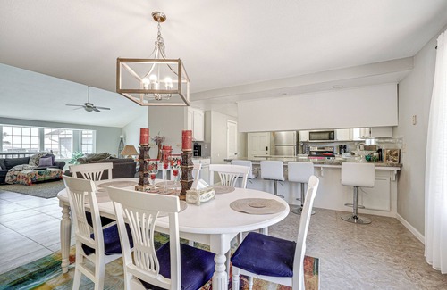 Coulterville House | Water Views & Decks: Spacious La Grange Retreat
