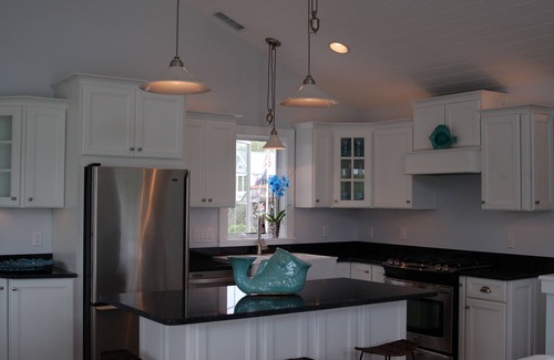 Charlestown House | Water Views - Short Stroll to Beach - Open Concept