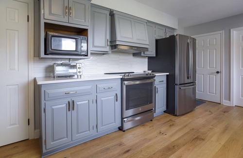 Unionville House | Waterfront 4 acre home with pool between the towns of St. Michaels & Easton!