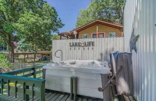 Blanchard House | Waterfront 5BR + Hot Tub + Fire Pit with Awesome Building for Entertaining!