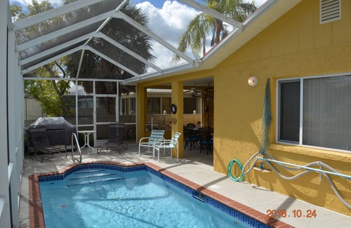 Hudson Beach Estates House | Waterfront adjacent to the Gulf of Mexico