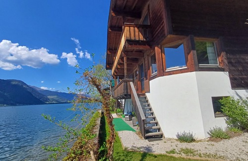 Zell am See Apartment | Waterfront Apartment 4