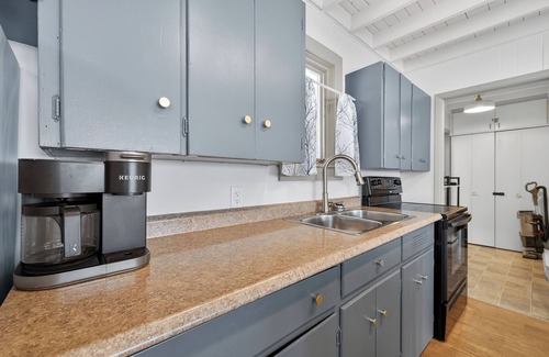 Gloucester County House | Waterfront Bliss – Le Petit Paradis
