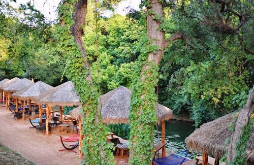 Sutherland Springs Cabin | Waterfront Cabin with: Kayaking, Paddleboarding, Swimming Pool & Hot Tub. - RC15