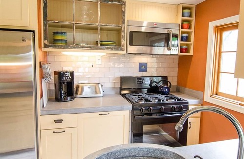 Red Point Cabin | Waterfront Cabin With Spectacular Sunsets Overlooking The Chesapeake Bay