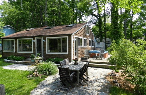 Red Point Cabin | Waterfront Cabin With Spectacular Sunsets Overlooking The Chesapeake Bay