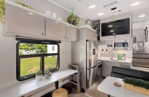 Mayo House | Waterfront Camper with Dock