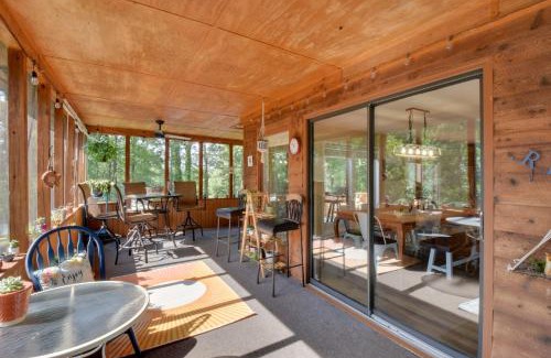 Wiley House | Waterfront CasAbella Cottage with Kayaks and Fishing