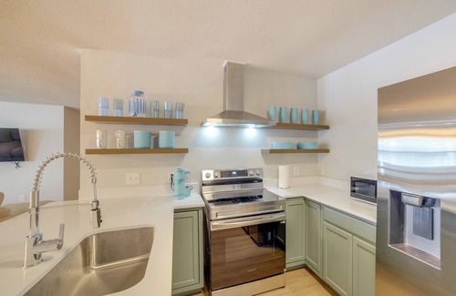 Seven Points House | Waterfront Cedar Creek Lake Gem: Near Marina!