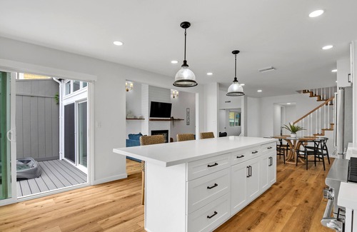 Channel Islands House | Waterfront Channel Islands Harbor Beach House