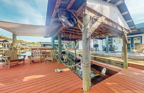 Satsuma House | Waterfront charmer with two docks, boat ramp, office, & gourmet kitchen