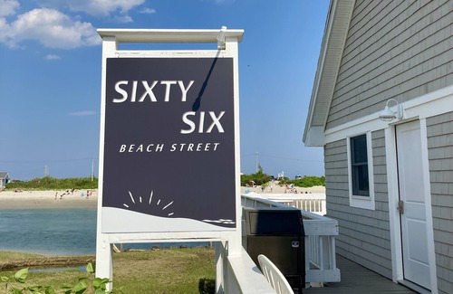 Ogunquit Condo | Waterfront Condo 1BR/1BA overlooking Ogunquit Beach very close to beach and town
