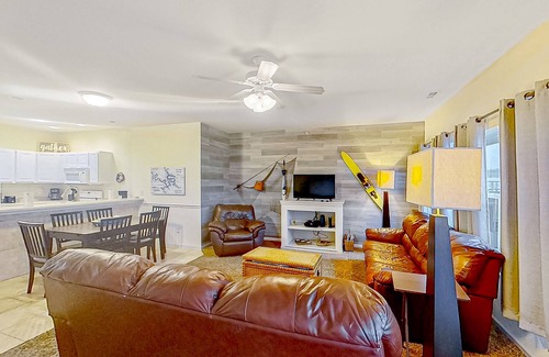 Osage Beach Condo | Waterfront condo with pool, children's items, W/D, & AC - snowbird-friendly