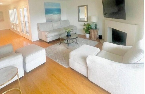 Coronado Cays Condo | WATERFRONT CONDO WITH BOAT DOCK 2BR/2BA PET OK