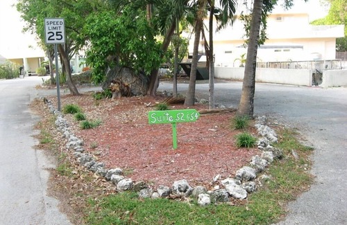 Cross Key Waterways Condo | Waterfront Condo with Boat; Great for Families, Fishing, Diving and Cruising!