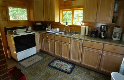 Southport Cottage | Waterfront Cottage With An Awesome View Of Capital And Burnt Island