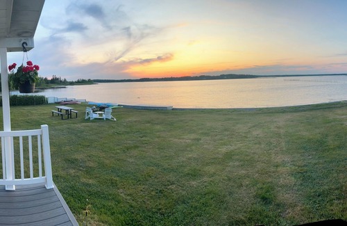 Acadian Peninsula Ski Chalet | Waterfront cottage on Tracadie River
