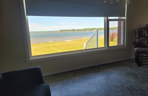 Acadian Peninsula Ski Chalet | Waterfront cottage on Tracadie River