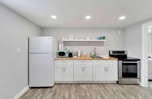 Tampa Apartment | Waterfront Duplex on a Private Peninsula