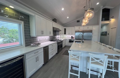 Plantation Tropical Park House | Waterfront Florida Keys Home with Boat Dock and Hot Tub!