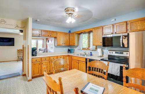 Fond du Lac House | Waterfront Fond du Lac Home on DeNeveu Lake!