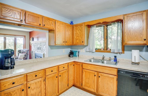 Fond du Lac House | Waterfront Fond du Lac Home on DeNeveu Lake!