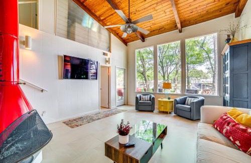 Cedar Creek Reservoir House | Waterfront Gem on Cedar Creek Lake with Deck and Games