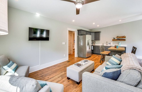 Reed Creek Apartment | Waterfront Hartwell Apartment w/Dock Access!