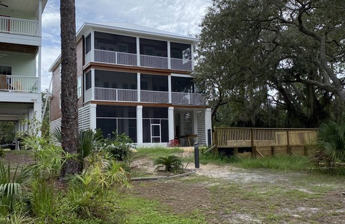 Steinhatchee House | Waterfront Home Located On the Steinhatchee River.