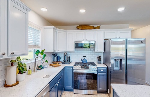 North Hero House | Waterfront home on Lake Champlain with pool, hot tub, dock, kayak & canoe