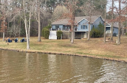 Littleton House | Waterfront home on Pigeon Roost Creek at lake center. Easy access to main lake.