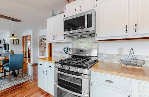 Joseph House | Waterfront Home on Wallowa Lake with private sauna, dock & amazing view