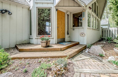 Harbor Springs House | Waterfront home with lake view, fast WiFi, central AC, and a washer/dryer